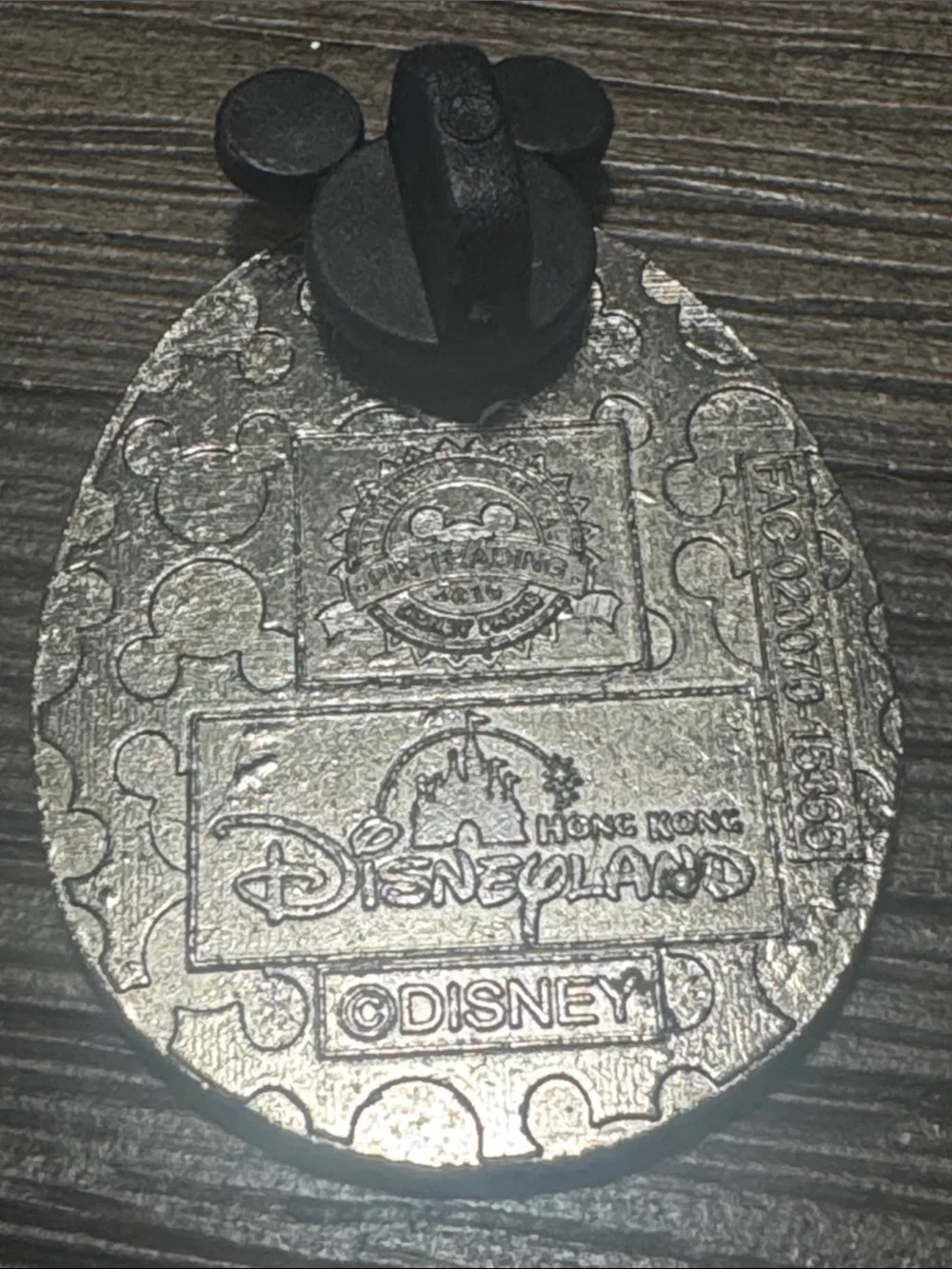 5/$25 Disney Egg Stravaganza Minnie Mouse Pin‎